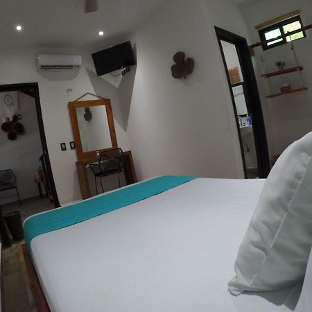 Hotel Y Beach Club Casa Mia Xulha -Bacalar Xul-Ha 外观 照片