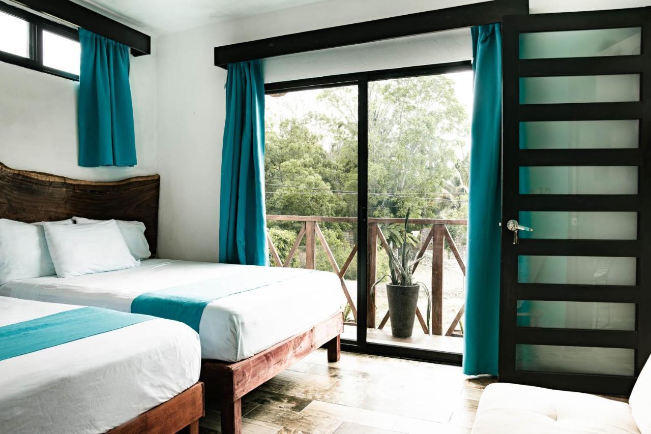 Hotel Y Beach Club Casa Mia Xulha -Bacalar Xul-Ha 外观 照片